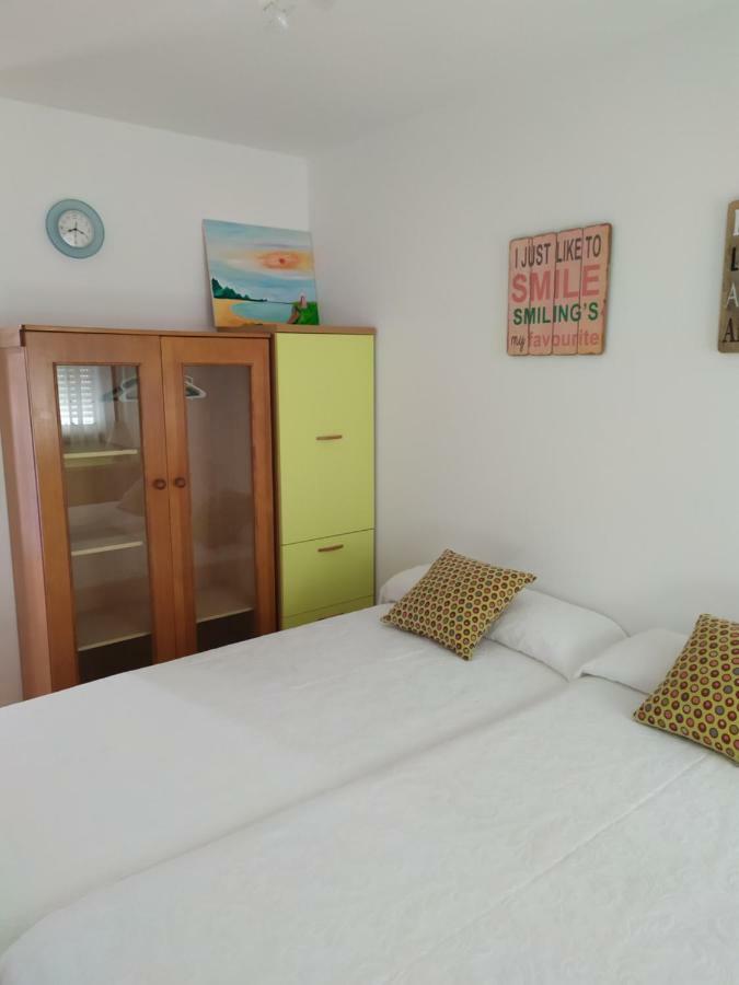 Apartamento Villa 3 Vilagarcia de Arousa Buitenkant foto