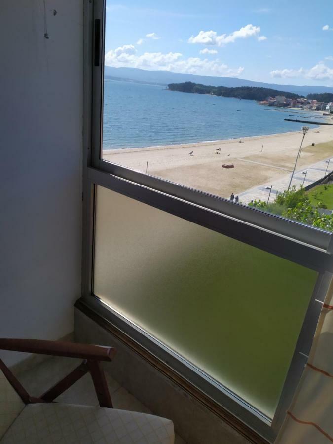 Apartamento Villa 3 Vilagarcia de Arousa Buitenkant foto