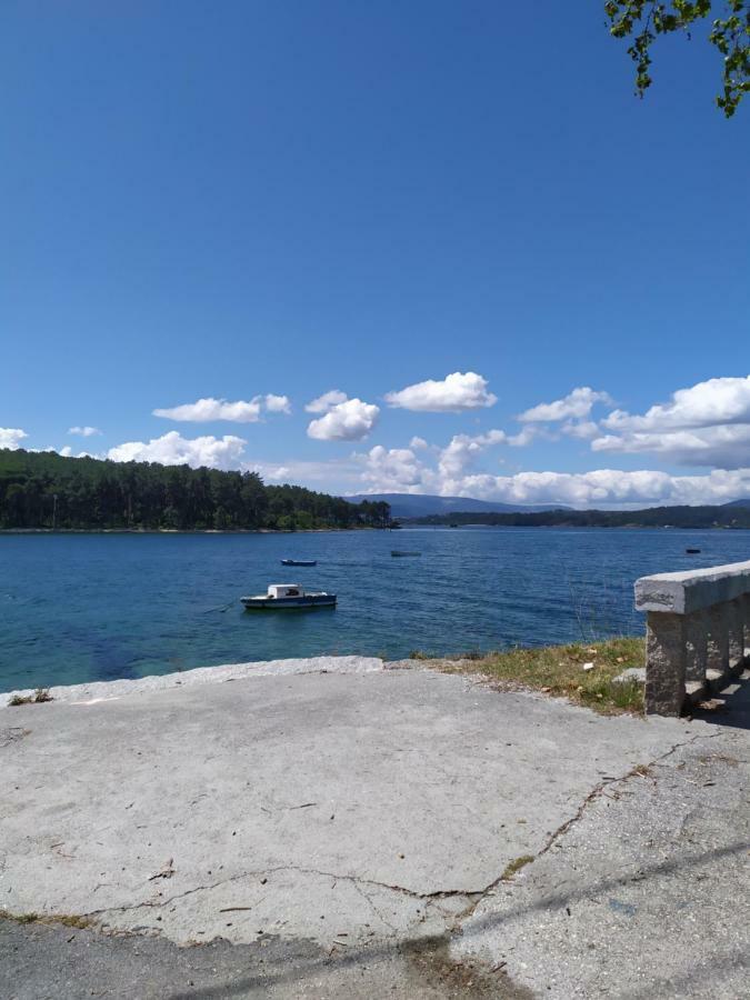 Apartamento Villa 3 Vilagarcia de Arousa Buitenkant foto